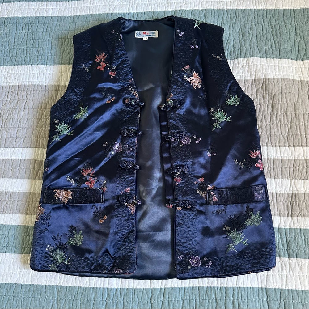 Vintage Chinese Vest Navy Blue Embroidered Floral Detail XL